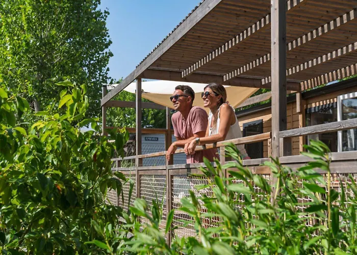 مكان تخييم Cigale 4p 2bdrms Airconpremium *